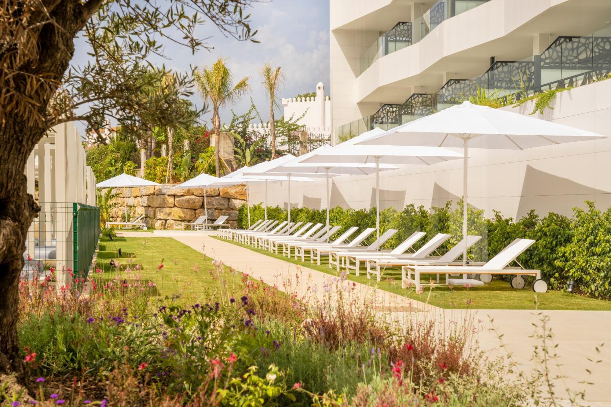 Eurostars Oasis Marbella Hotel Exterior foto